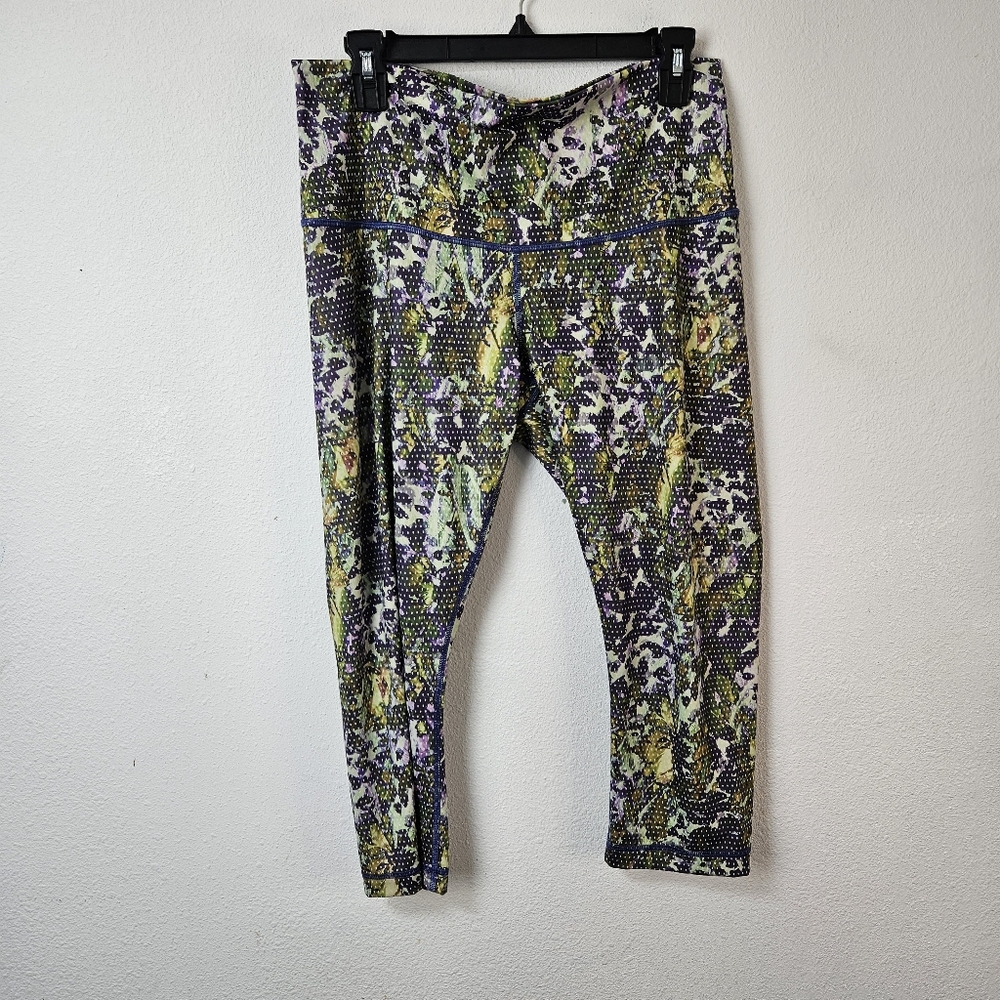 LULULEMON Wunder Under Crop II *Full-On Luxtreme Roll Down Floral Sport White